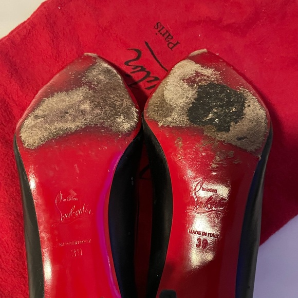 Now available! Beautiful limited edition biblio Christian Louboutin. Rare find❤️ - Picture 5 of 5